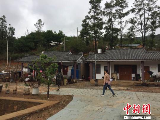 大理萂村扶貧式“遷徙”:冀乘“旅游快車”獲新生